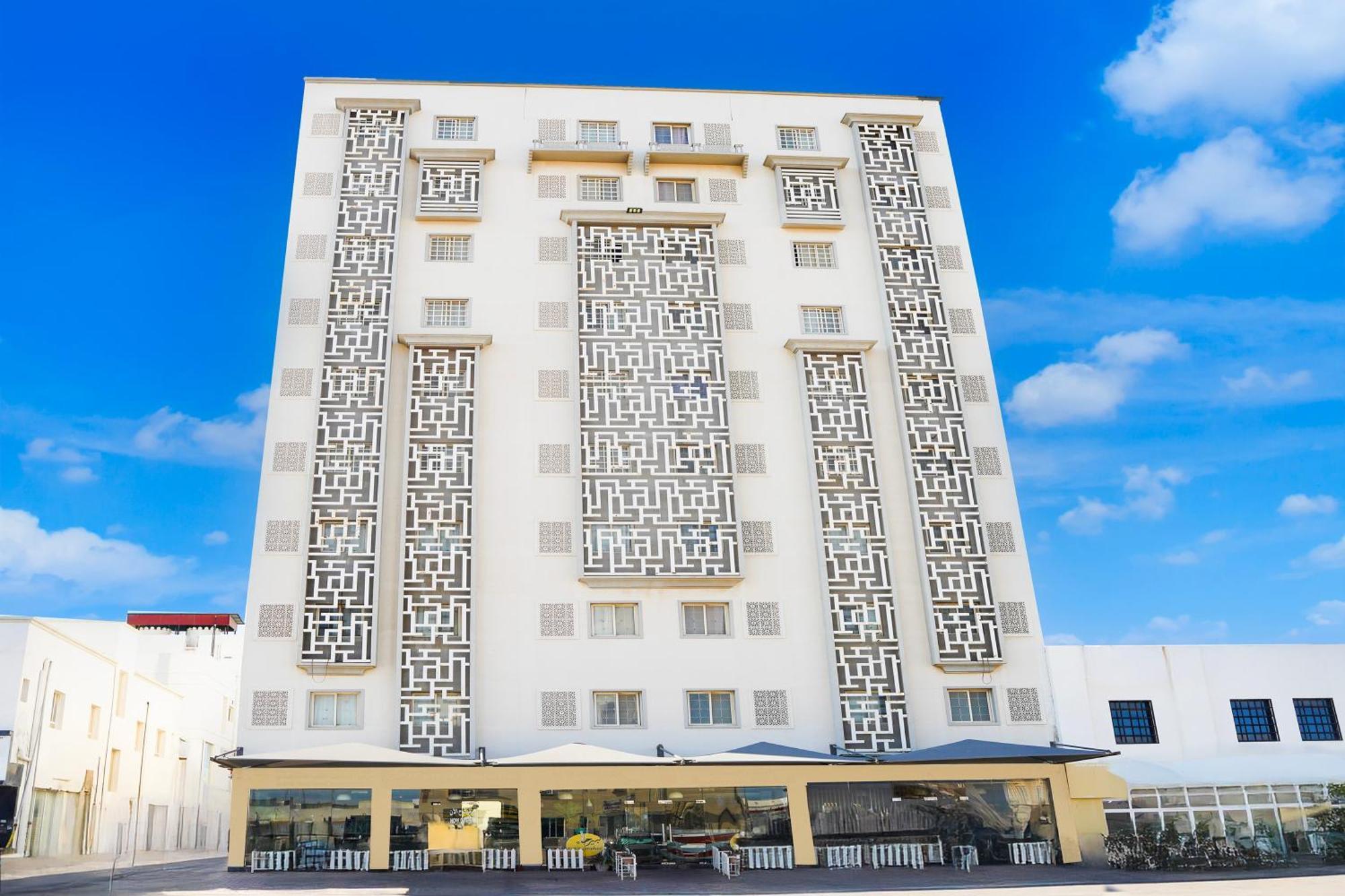 Al Bayrahaa Hotel Apartments Seeb Extérieur photo