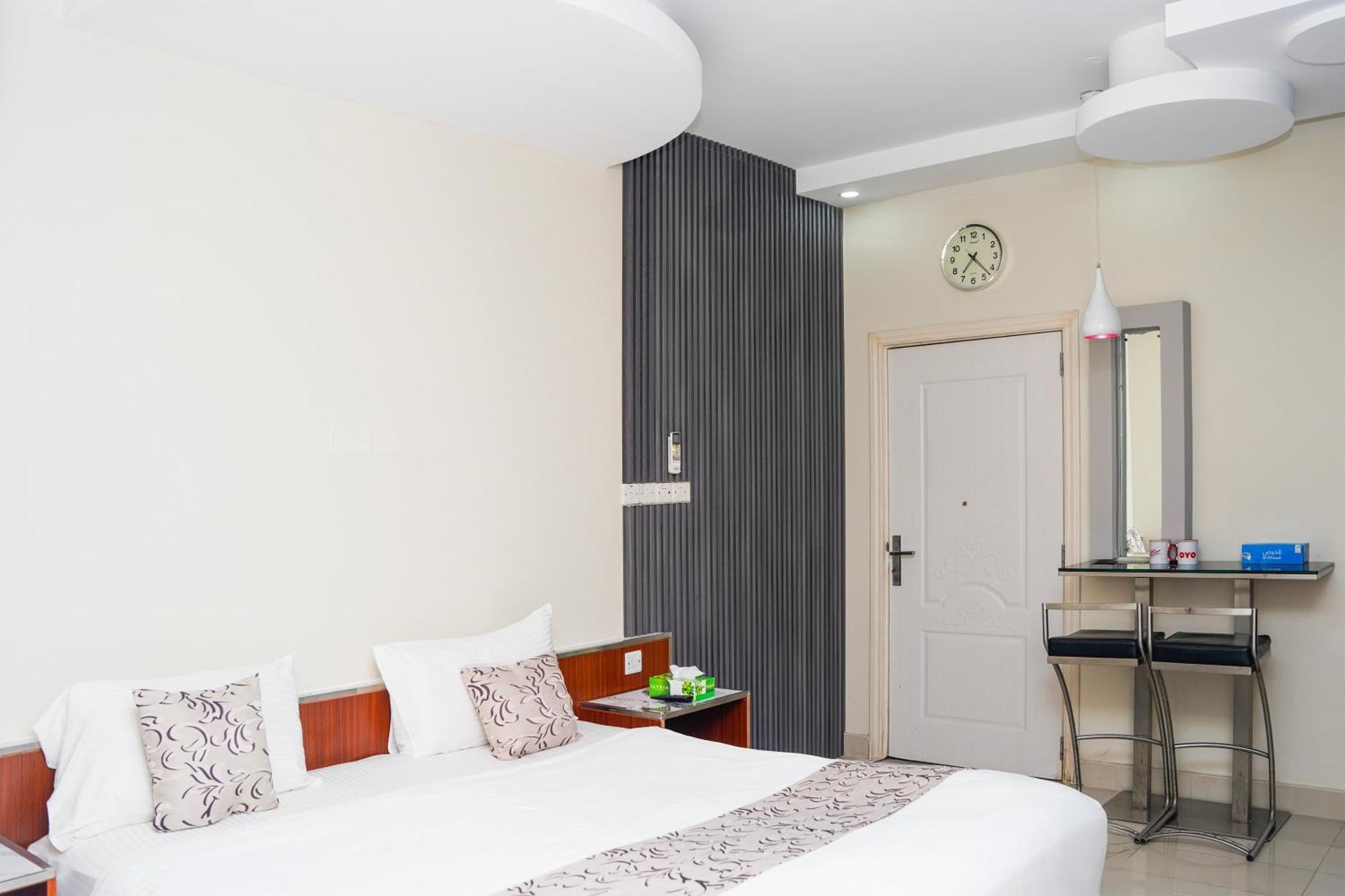 Al Bayrahaa Hotel Apartments Seeb Extérieur photo